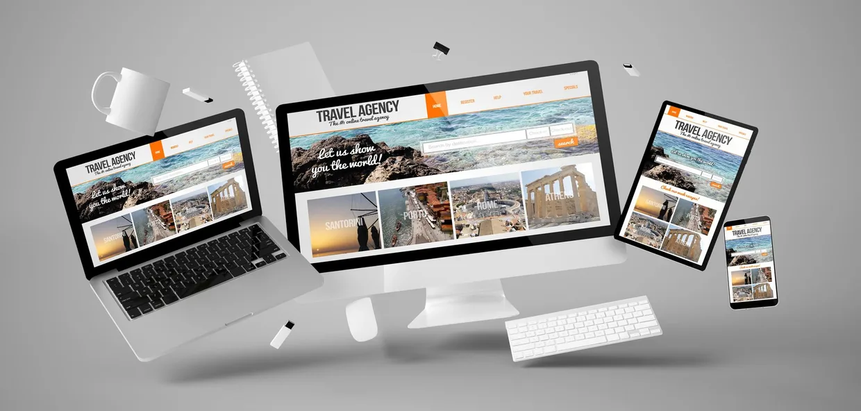 Website auf Bildschirm, Laptop, Tablet und Handy